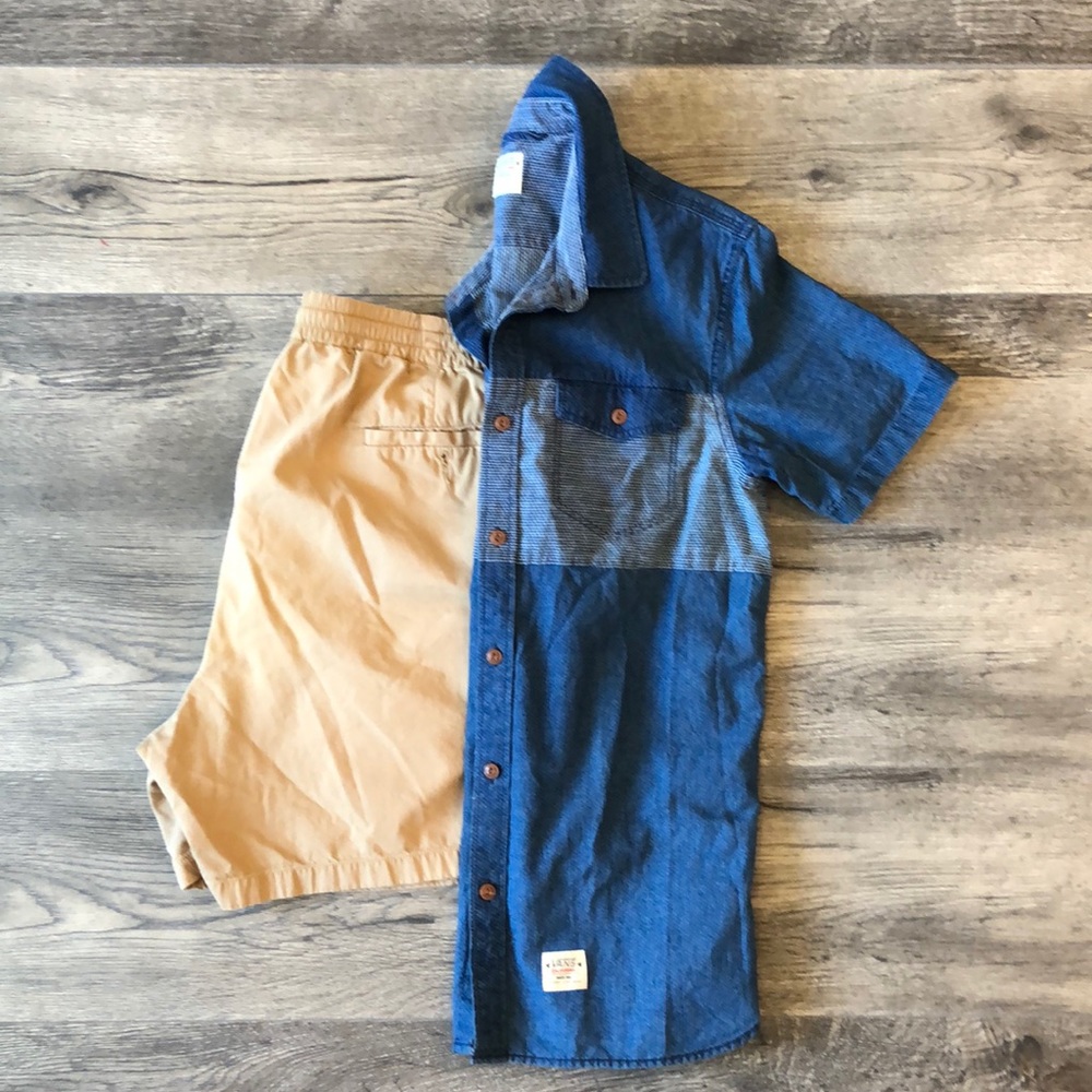 Vans Button Up